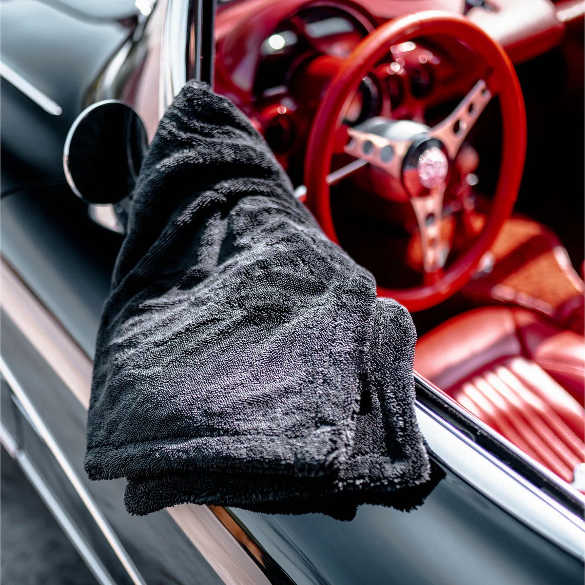 OLYX® TWISTED-LOOP DRYING TOWEL